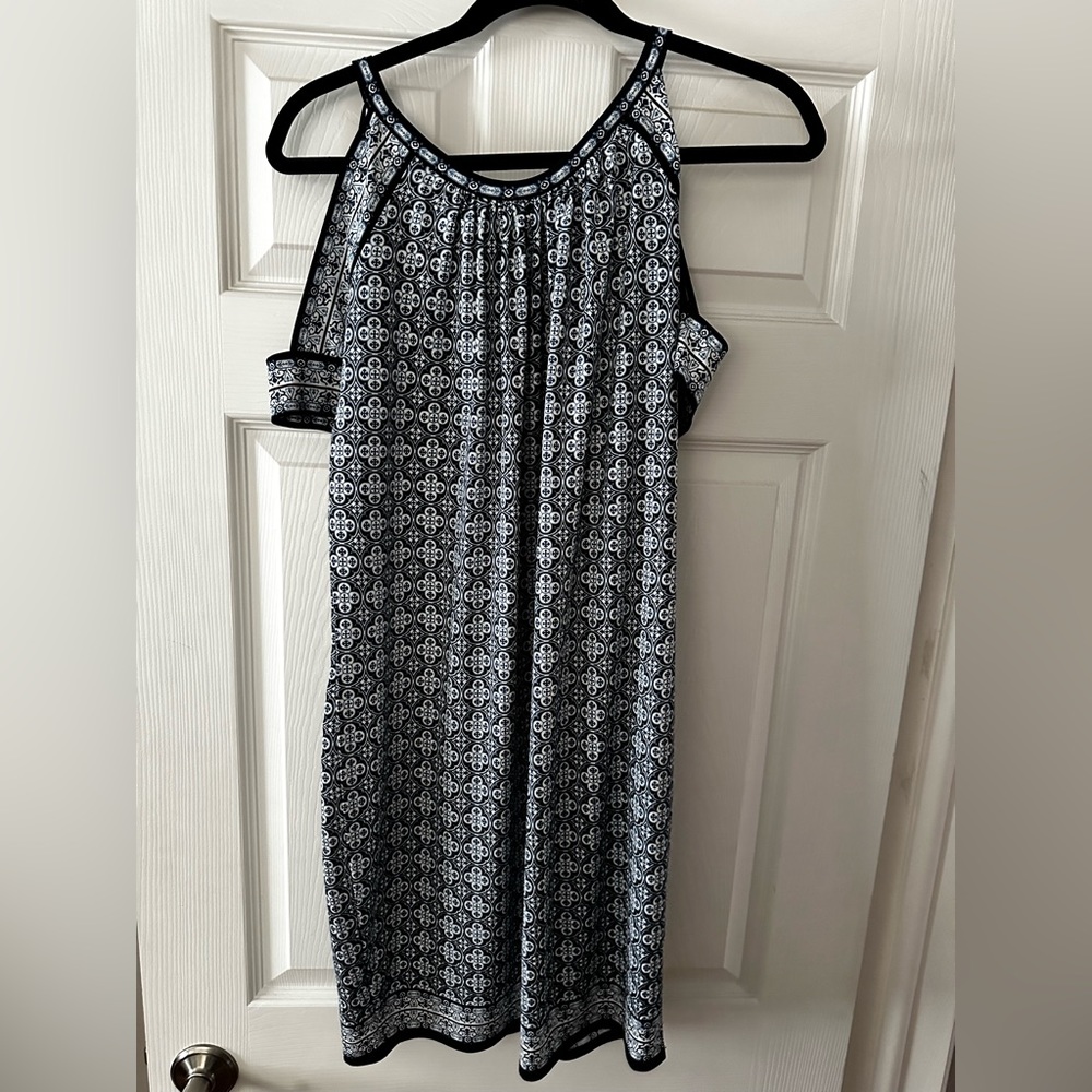 Max Studio Cut sleeve dress